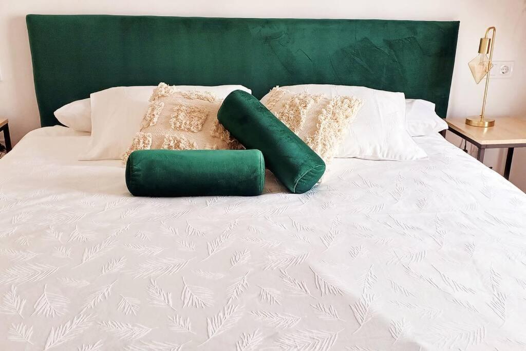 Serendipia: Tu Hogar En Este Blanco Pueblo 프리질리아나 외부 사진